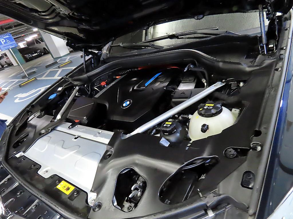 BMW X3 — photo 19