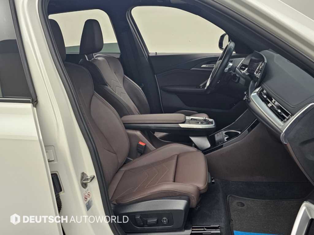 BMW X1 — photo 10