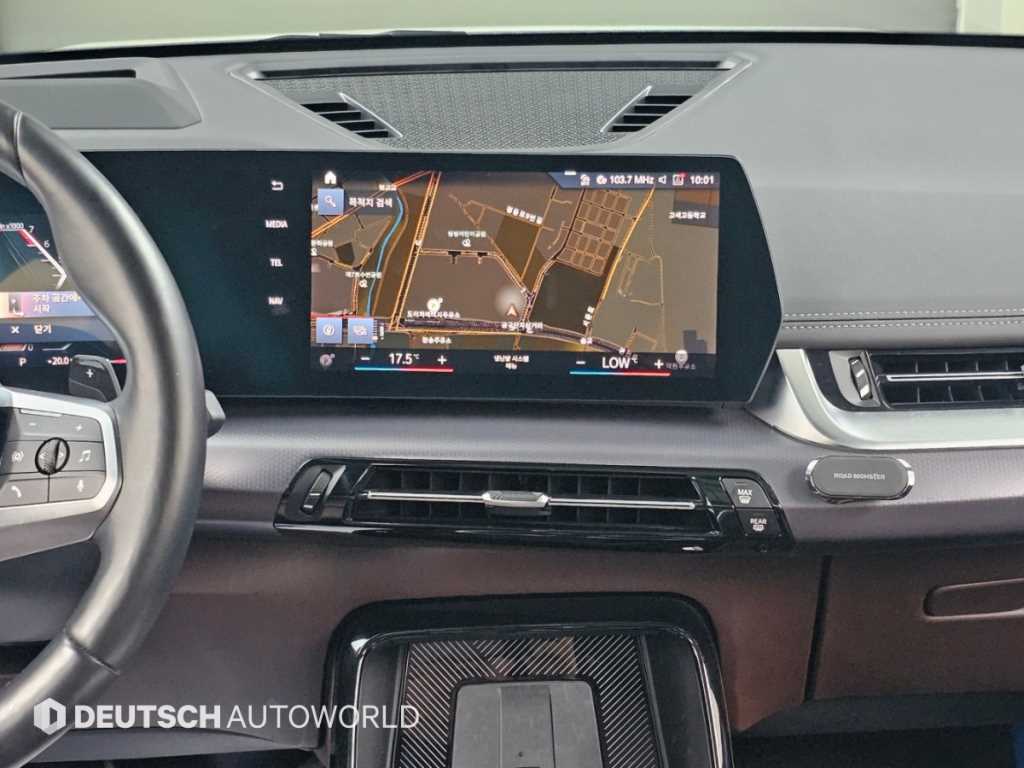 BMW X1 — photo 14