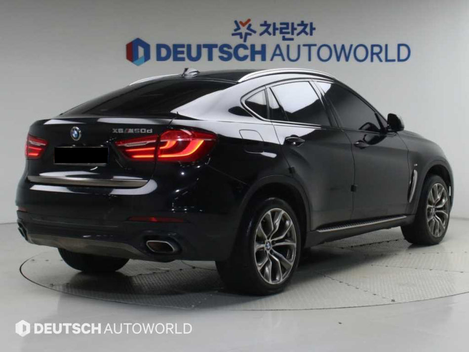 BMW X6 — photo 02