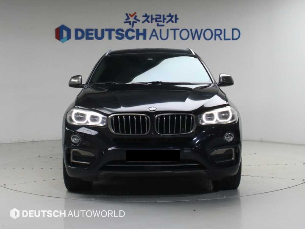 BMW X6 — photo 03