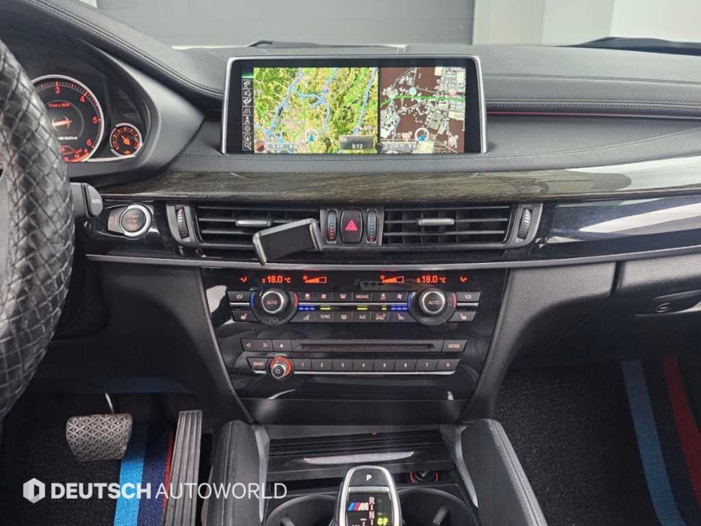 BMW X6 — photo 14