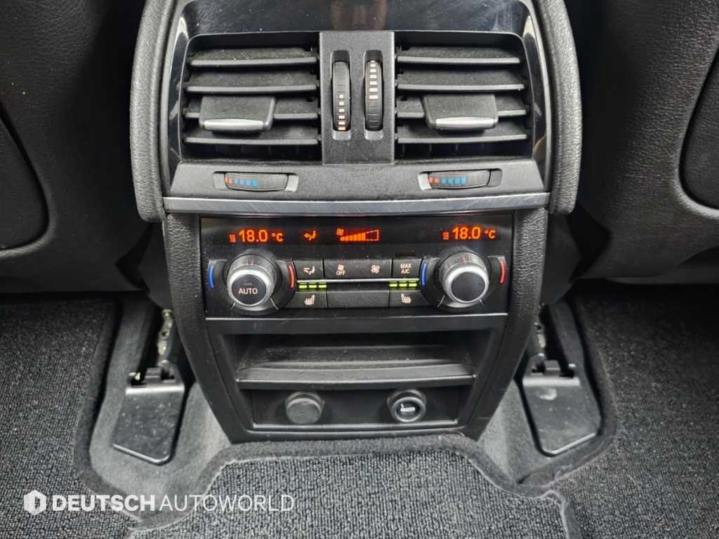 BMW X6 — photo 16