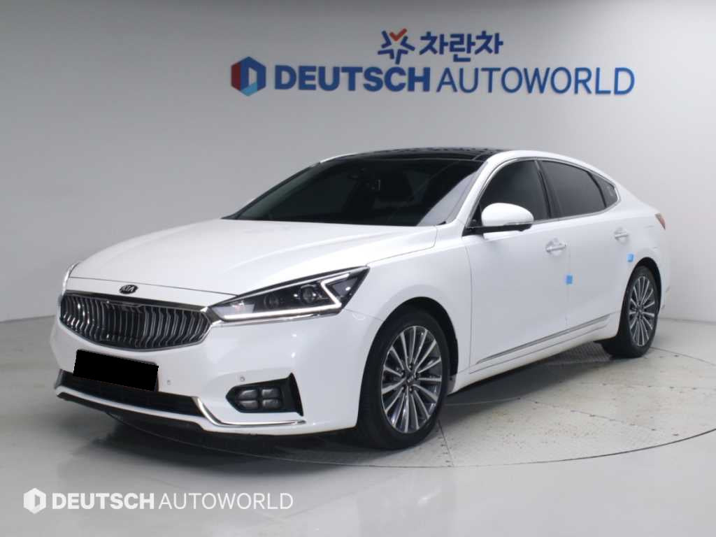 Kia K7 — photo 01