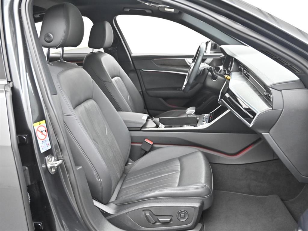 Audi A6 — photo 10