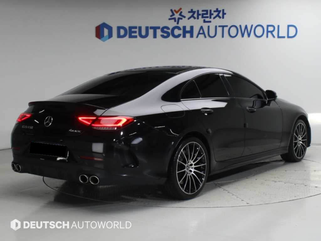 Mercedes-Benz CLS-Class — photo 02