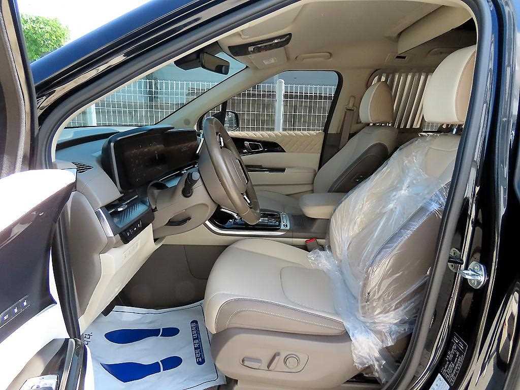 Kia Carnival — photo 06