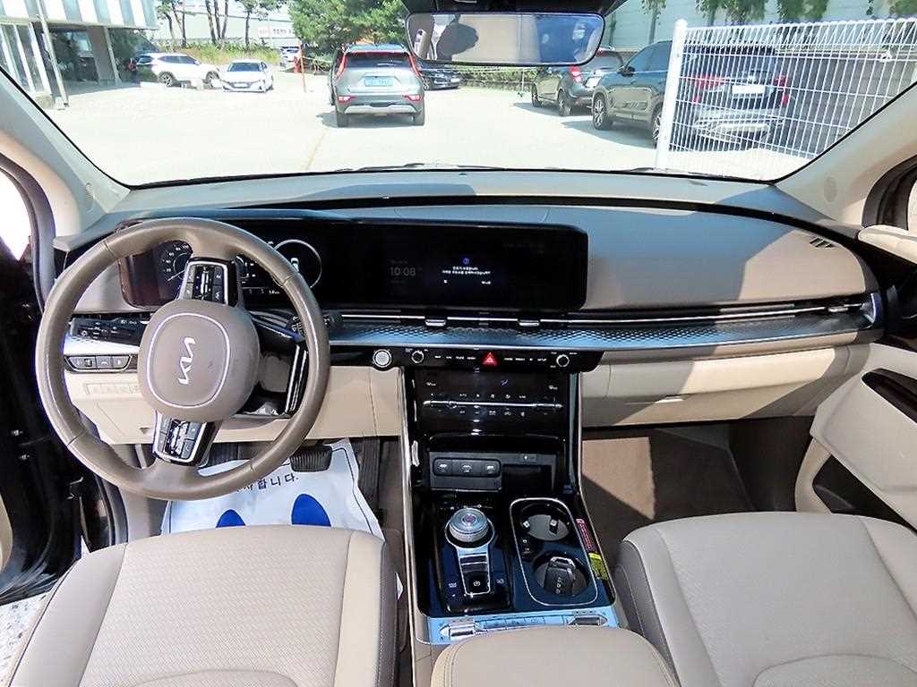 Kia Carnival — photo 09