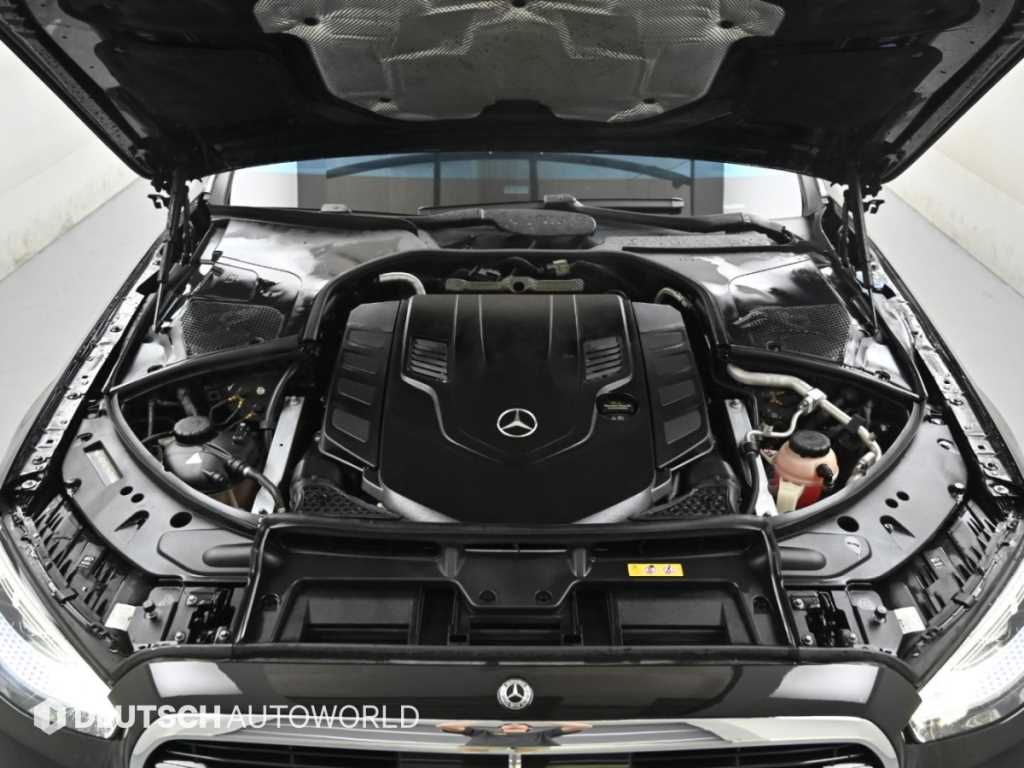 Mercedes-Benz S-Class — photo 06