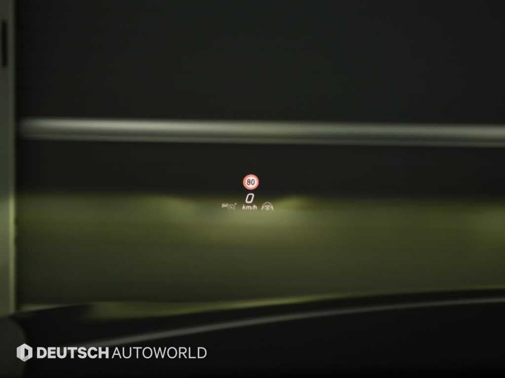 Mercedes-Benz S-Class — photo 17
