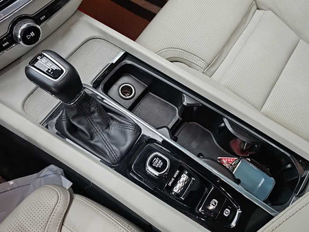 Volvo V60 — photo 08
