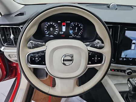 Volvo V60 — photo 09