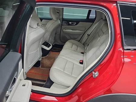 Volvo V60 — photo 12