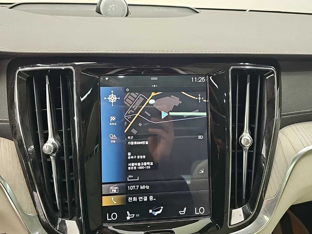 Volvo V60 — photo 15