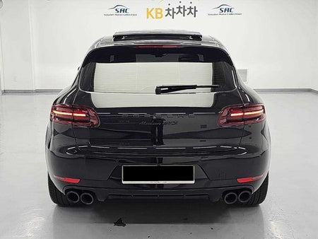 Porsche Macan — photo 03