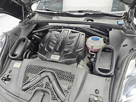 Porsche Macan — photo 05