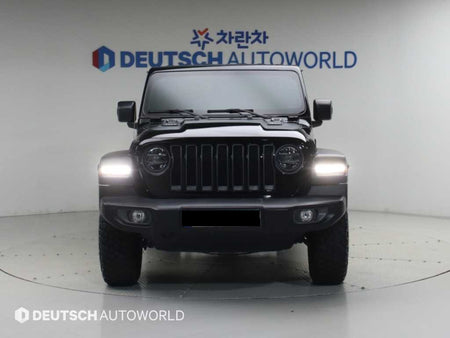 Jeep Wrangler — photo 03