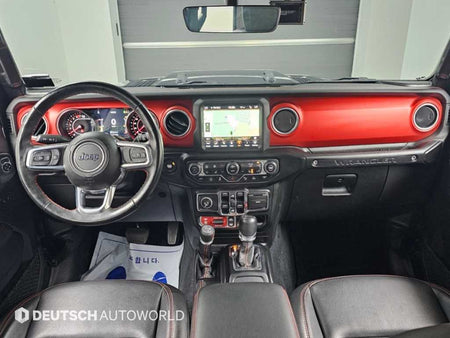 Jeep Wrangler — photo 07