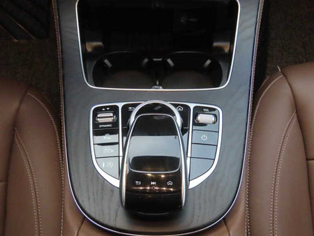Mercedes-Benz E-Class — photo 13