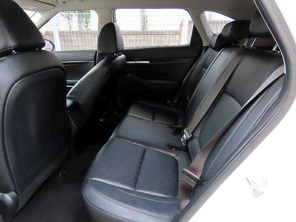 Kia Seltos — photo 06