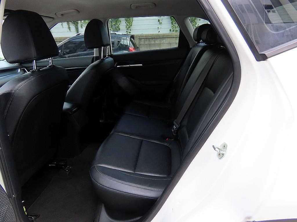 Kia Seltos — photo 06