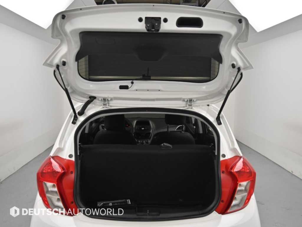 CHEVROLET Spark — photo 19