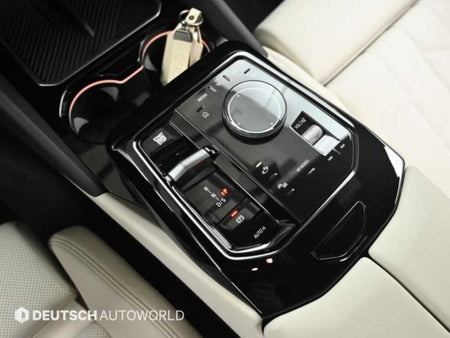 BMW 5-Series — photo 09