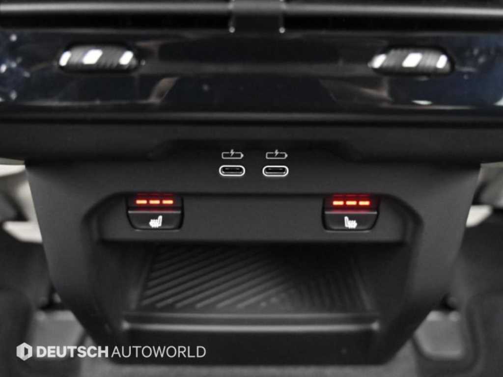 BMW 5-Series — photo 16
