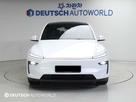 Tesla Model Y — photo 03
