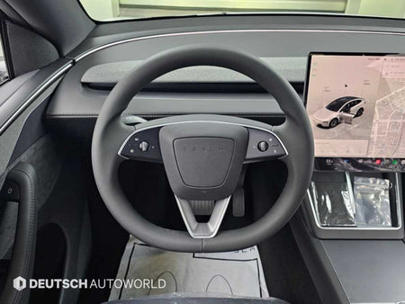 Tesla Model Y — photo 13