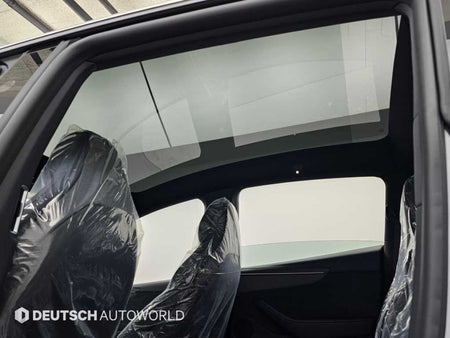 Tesla Model Y — photo 18
