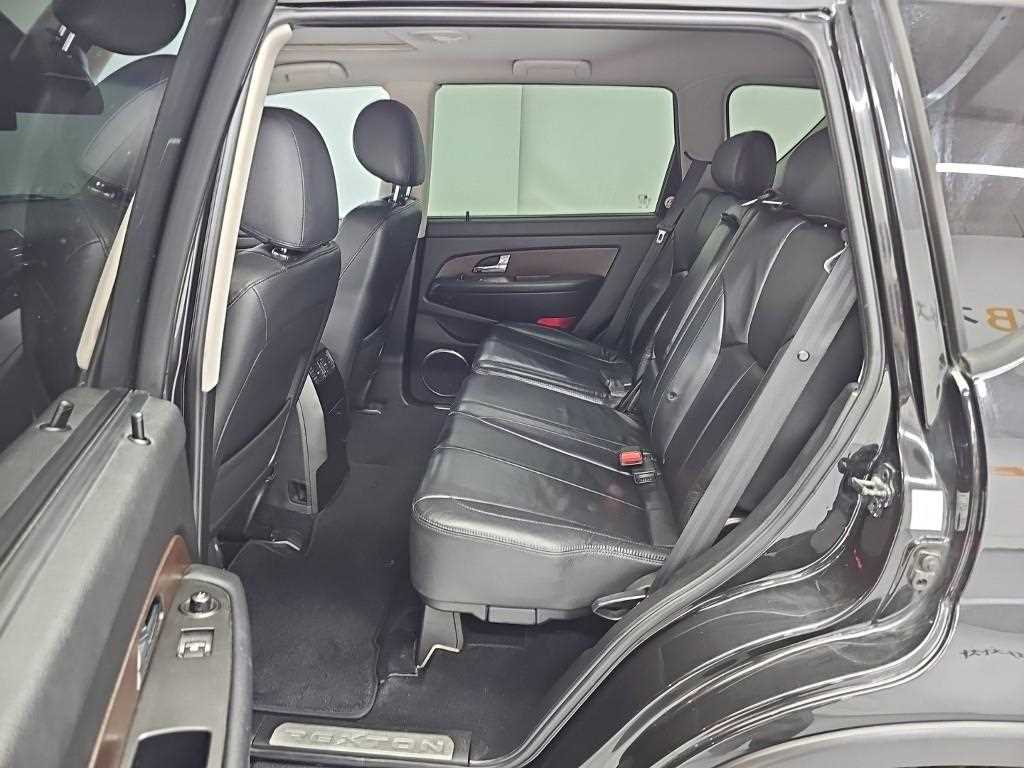 KGM Rexton — photo 11
