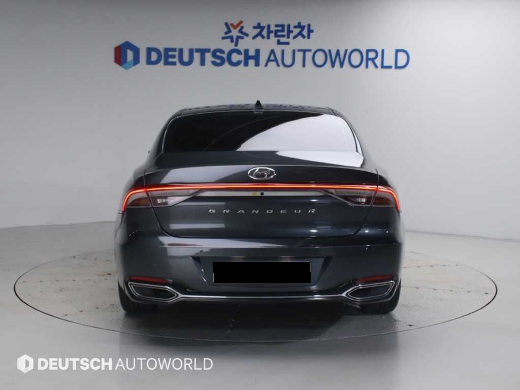 Hyundai Grandeur — photo 04