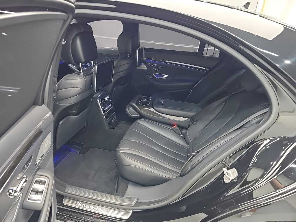Mercedes-Benz S-Class — photo 12