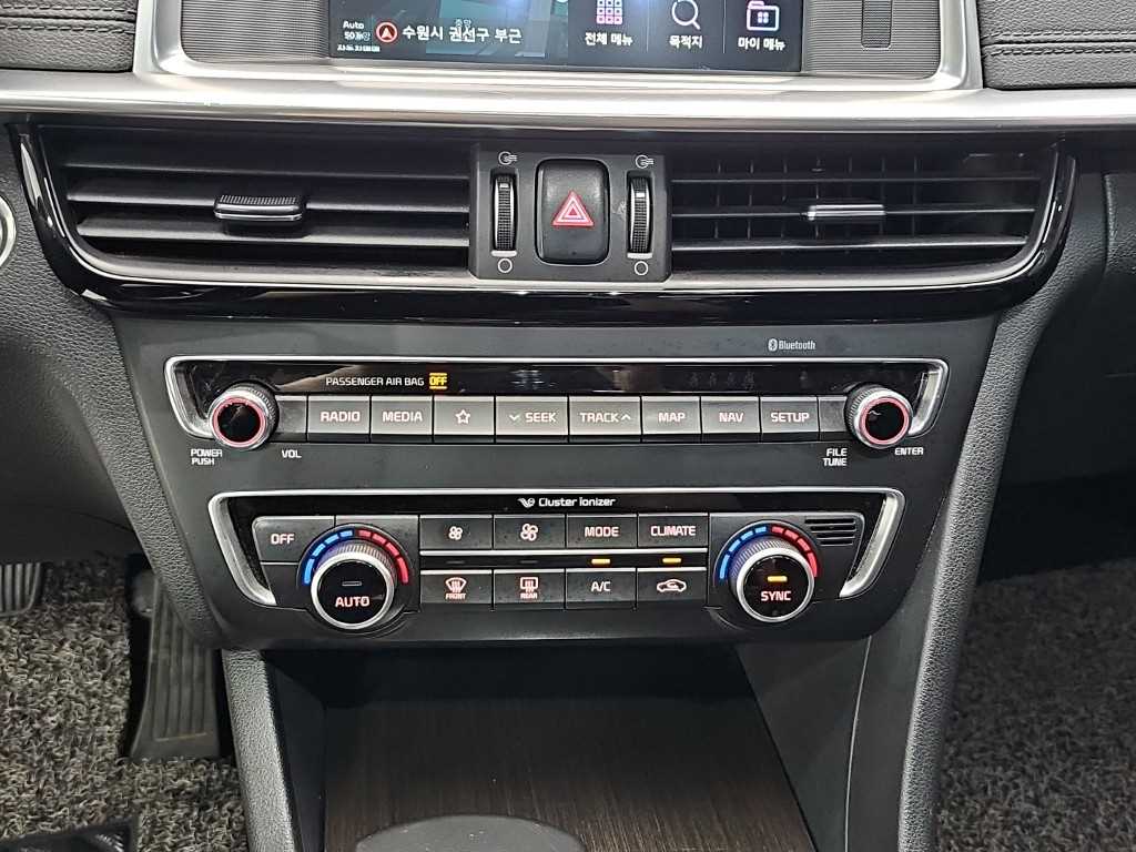 Kia K5 — photo 10