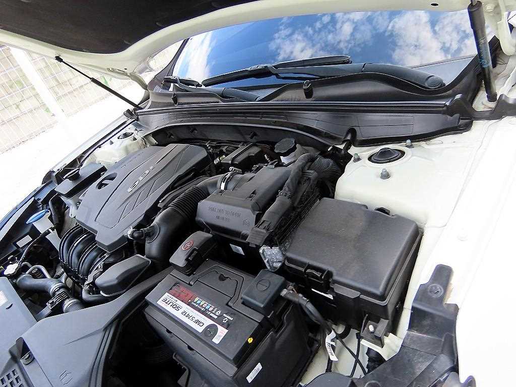 Kia K7 — photo 19