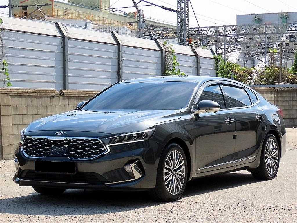 Kia K7 — photo 02