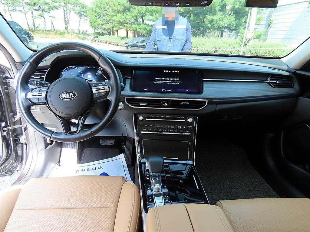 Kia K7 — photo 07