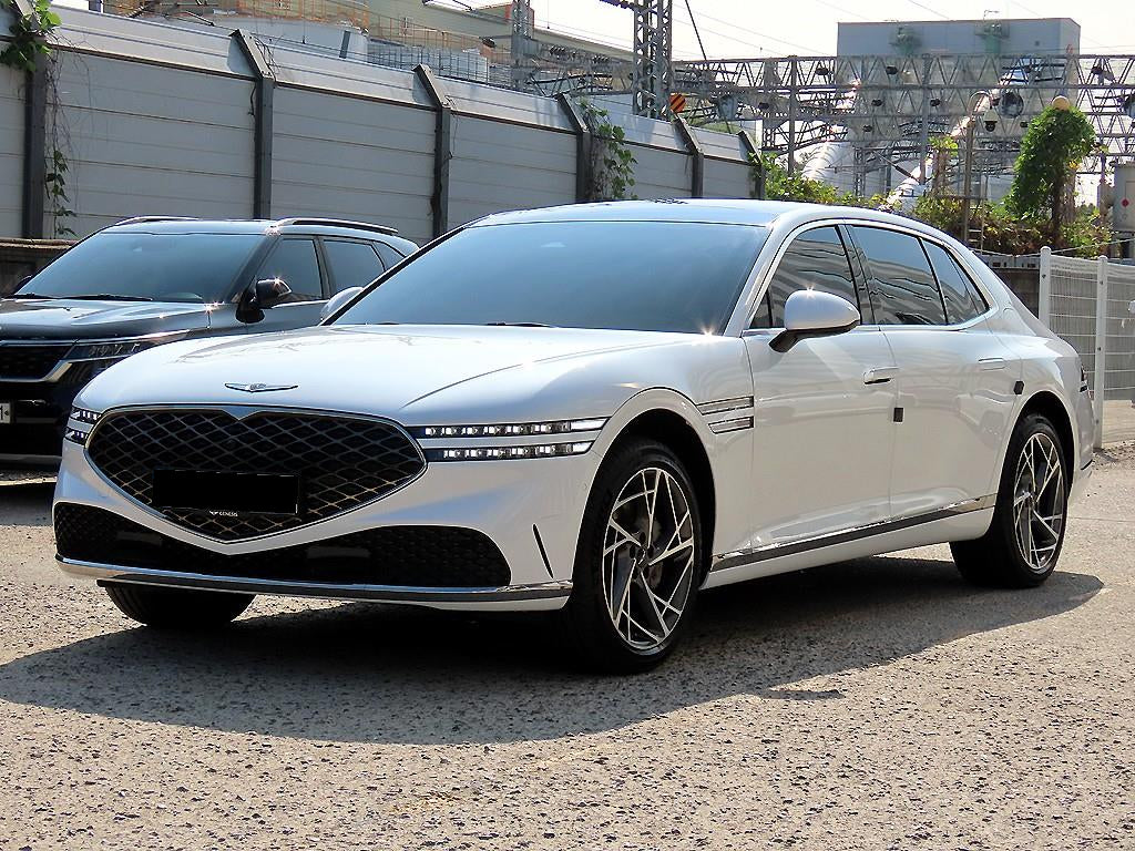 Genesis G90 — photo 02