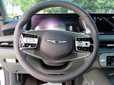 Genesis G90 — photo 08