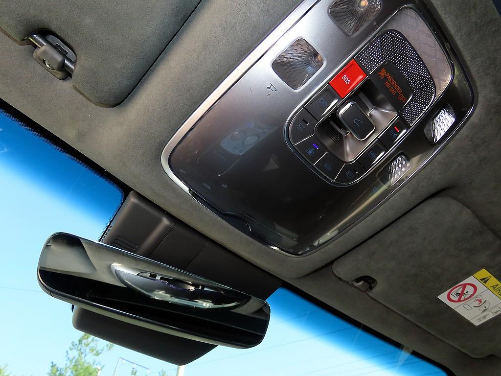 Genesis G90 — photo 15