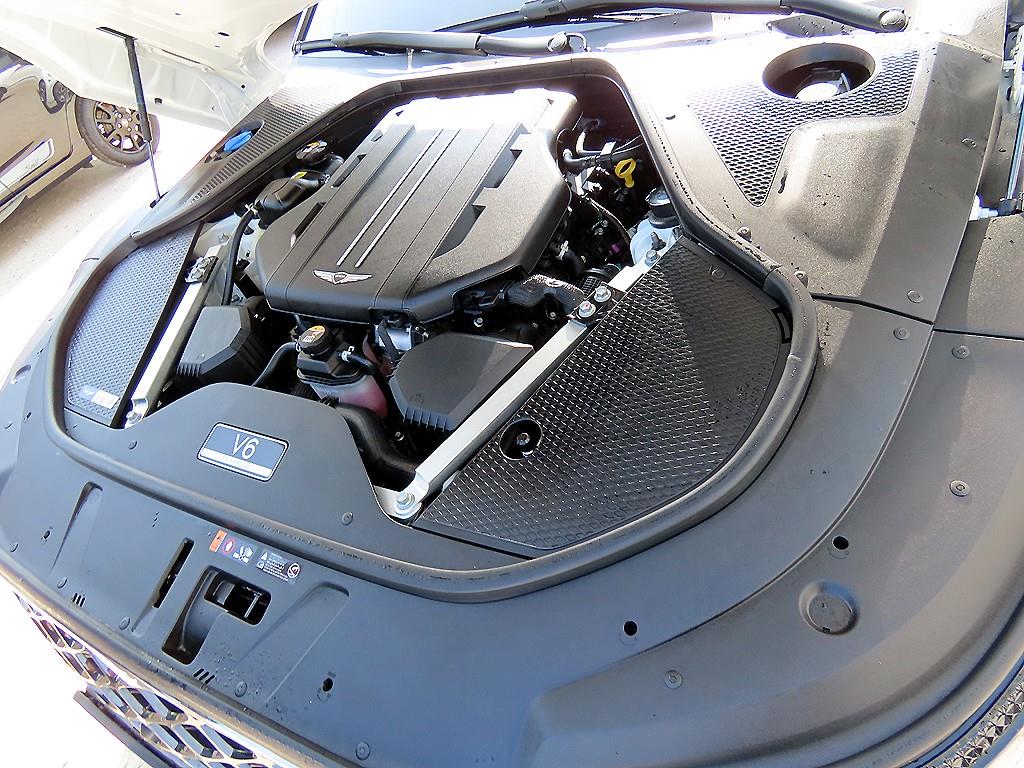 Genesis G90 — photo 19
