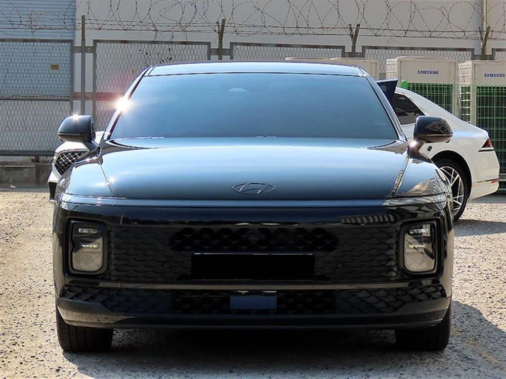Hyundai Grandeur — photo 01