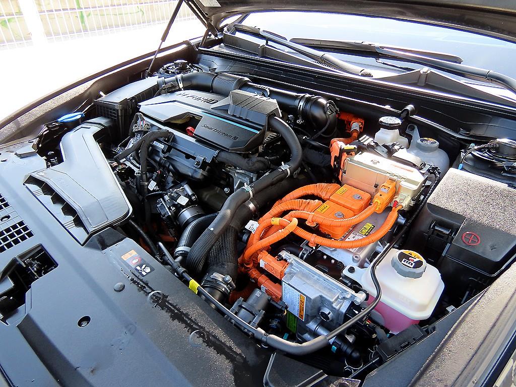 Hyundai Grandeur — photo 19