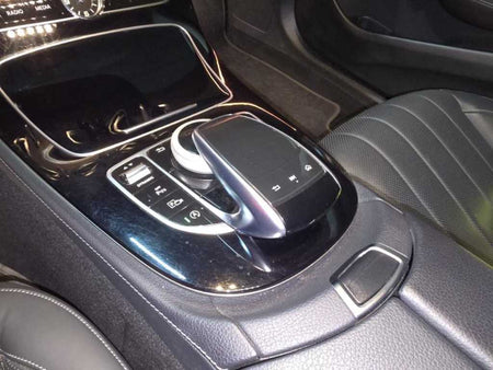 Mercedes-Benz E-Class — photo 15