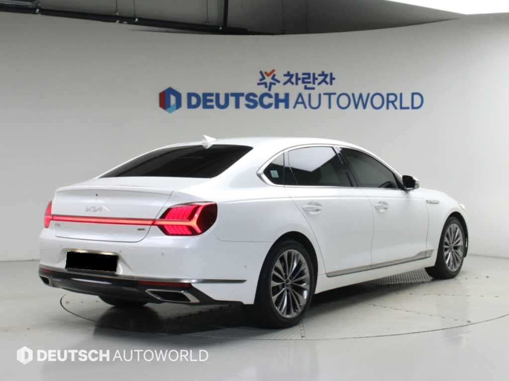 Kia K9 — photo 02