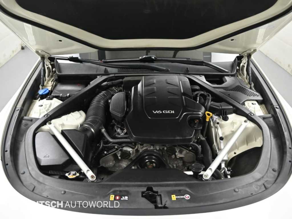 Kia K9 — photo 06