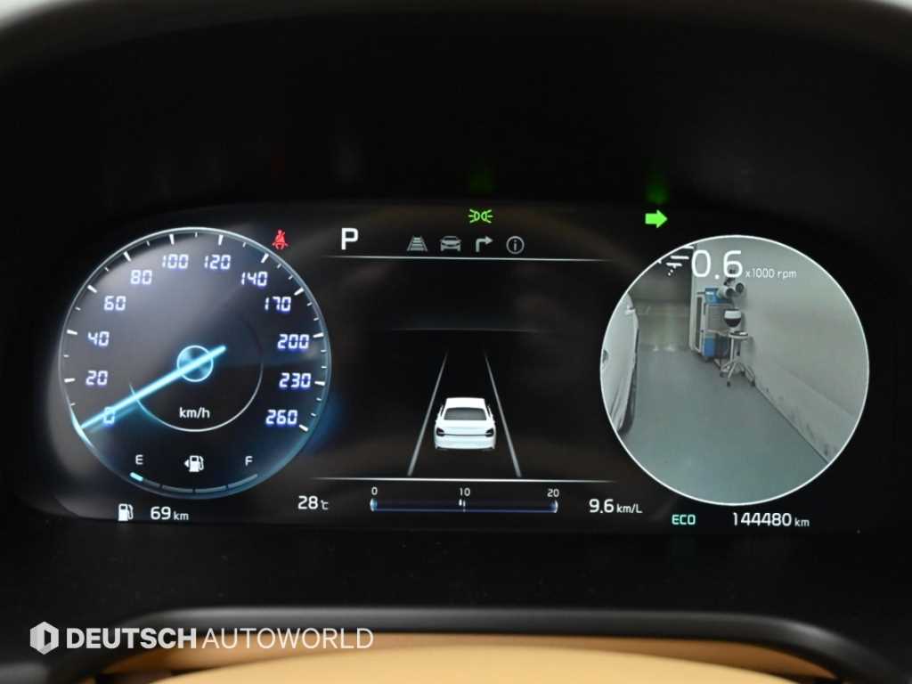 Kia K9 — photo 08
