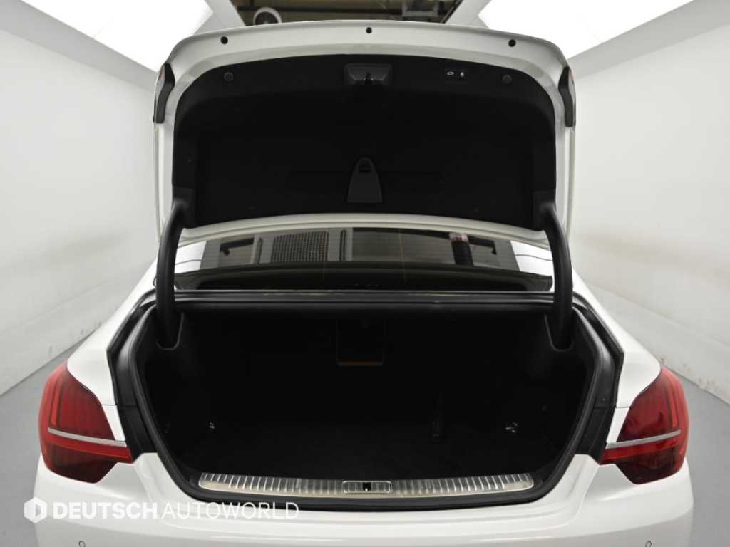 Kia K9 — photo 19