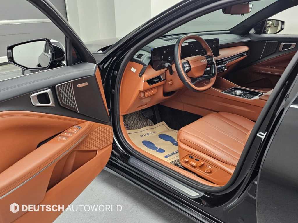 Kia K8 — photo 11